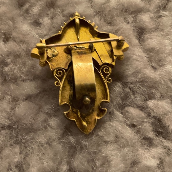 Antique Gold Brooch with Intricate Design A TRULY MAGNIFICENT ESTATE PIECE 🌸🌹 - Picture 2 of 3